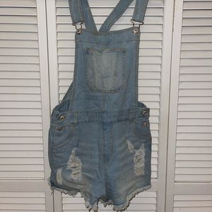 Jean short overalls from a boutique